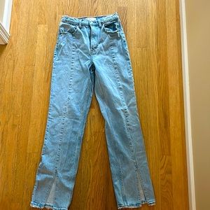 Abercrombie & Fitch The 90s Straight Ultra High Rise